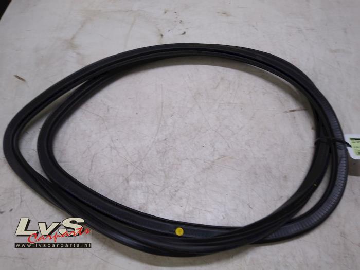 Audi Q3 Portierrubber 4Deurs links-voor