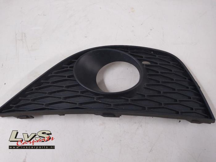 Seat Ibiza Bumper grille
