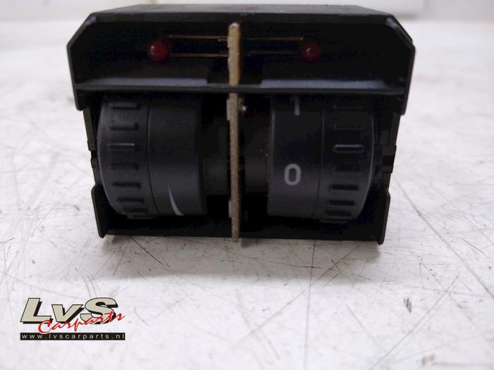 Volkswagen Caddy AIH headlight switch