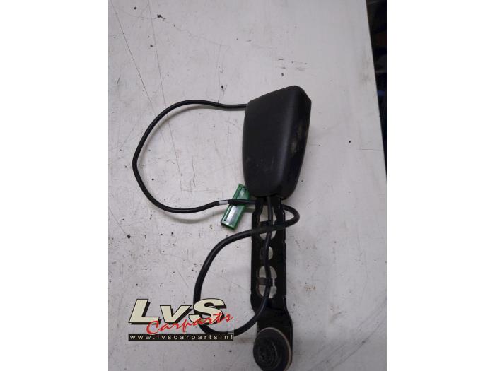 Volvo V50 Veiligheidsgordel Insteek links-voor