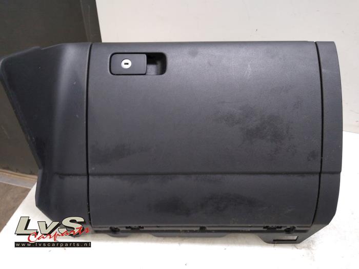 Volkswagen Golf Boîte à gants