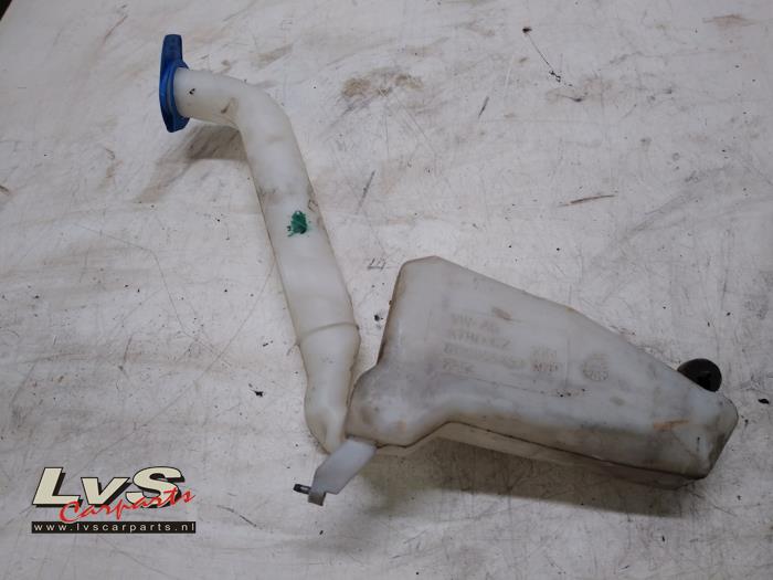 Skoda Fabia Ruitensproeiertank voor