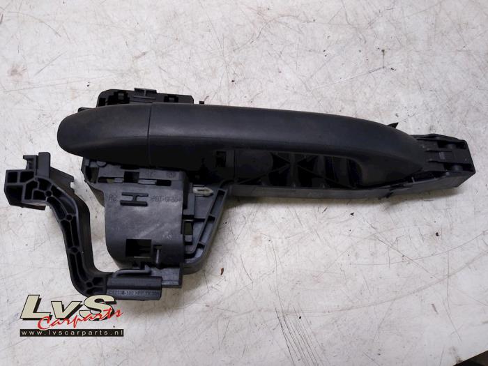 Mercedes Vito Türgriff 2-türig rechts