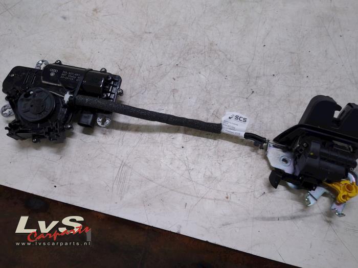 Audi A4 Slotmechaniek Achterklep