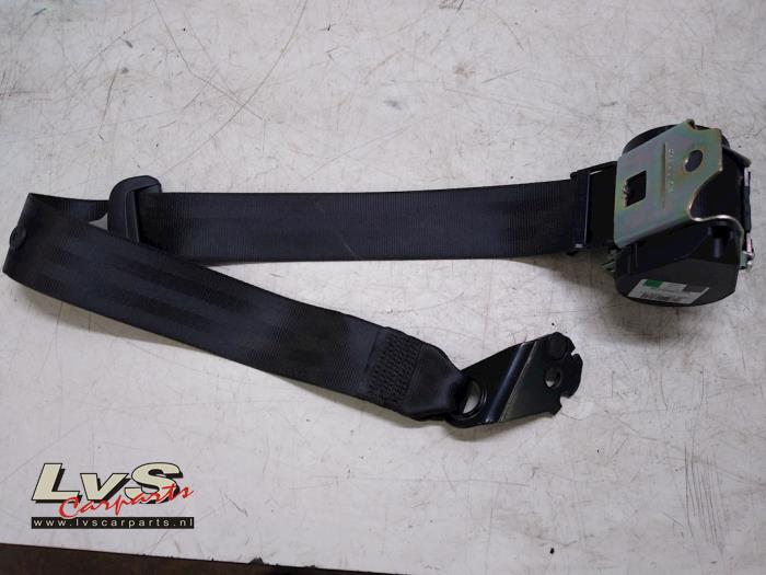 Audi A4 Ceinture de sécurité arrière centre