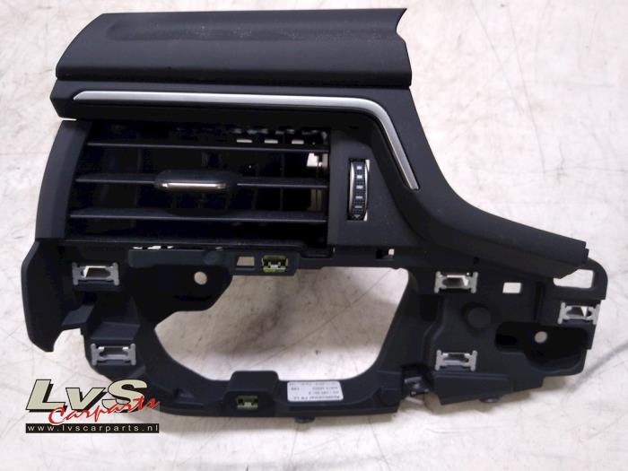 Audi A4 Dashboard vent