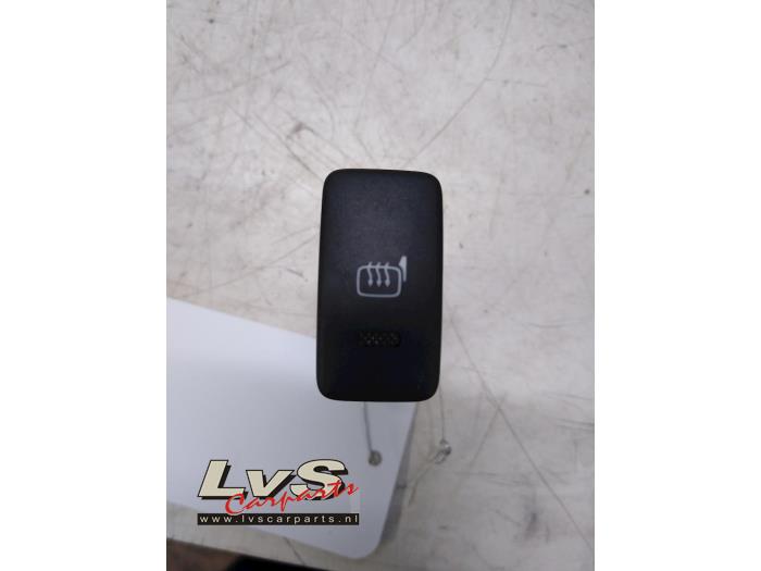 Toyota Landcruiser Rear window heating switch