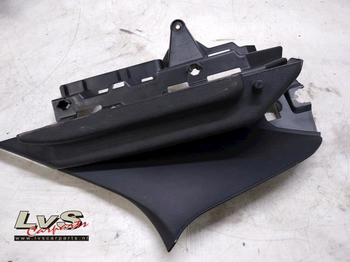 Opel Astra Support plage arrière