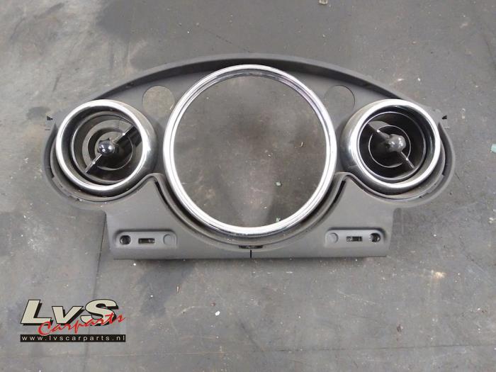 Mini ONE Dashboard vent