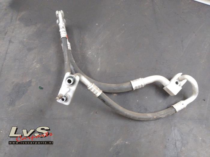 Opel Meriva Tuyau clim