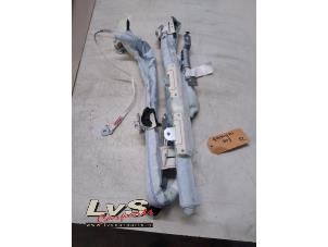 Używane Kurtyna prawa Nissan Qashqai+2 Cena € 150,00 Procedura marży oferowane przez LvS Carparts