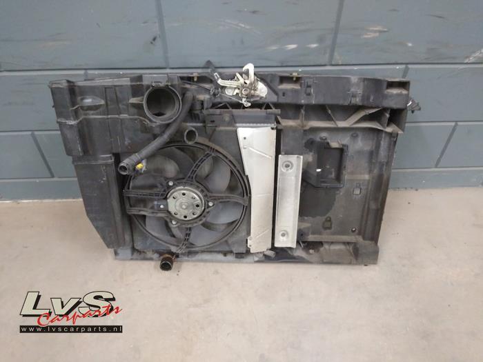 Peugeot 3008 Panneau avant