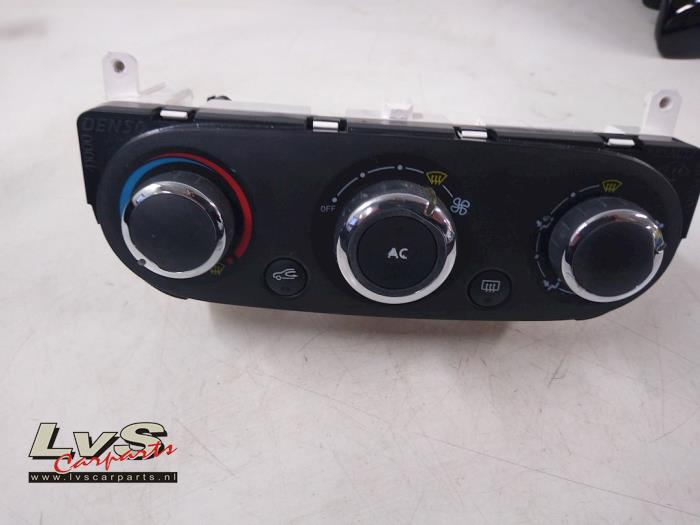 Renault Captur Heater control panel