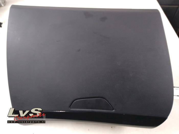 Renault Captur Glovebox