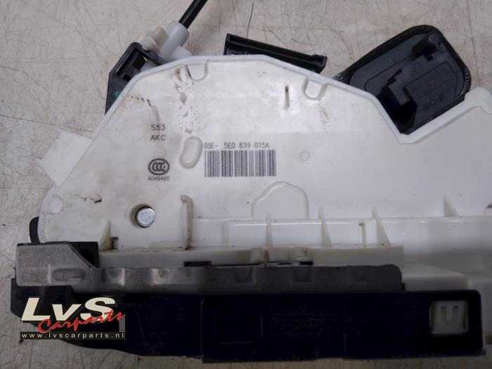 Skoda Octavia Deurslot Mechaniek 4Deurs links-achter