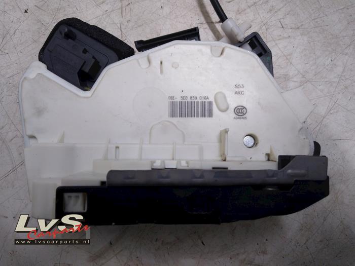 Skoda Octavia Rear door mechanism 4-door, right