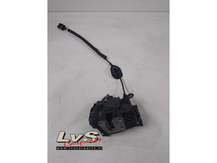 Renault Captur Rear door lock mechanism 4-door, left