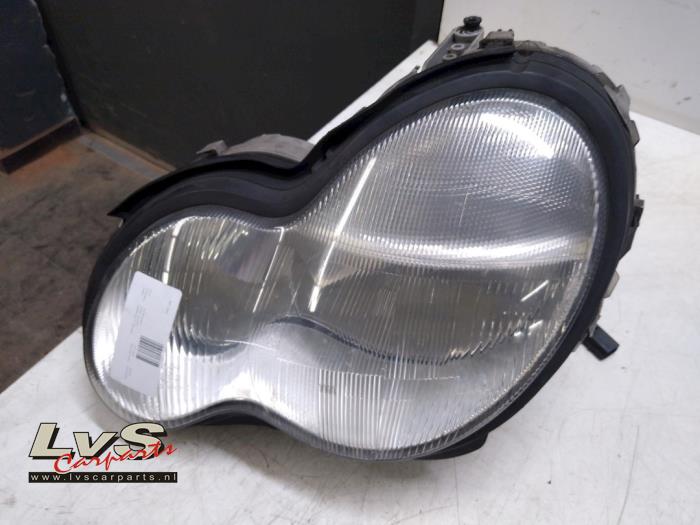 Mercedes C-Klasse Headlight, left