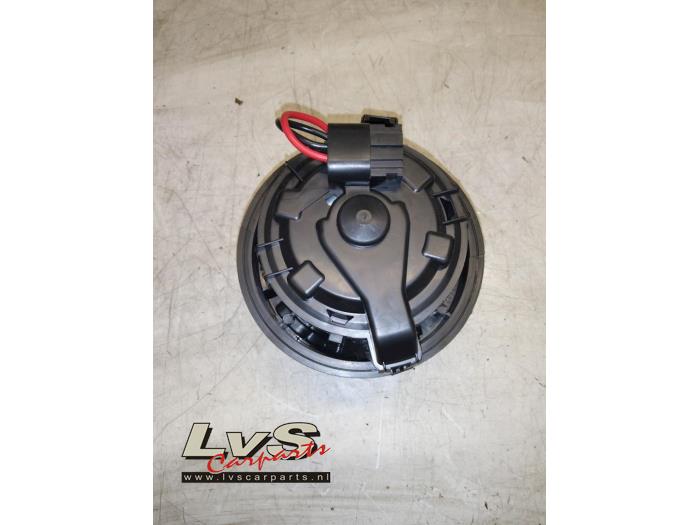 Peugeot 2008 Heizung Belüftungsmotor