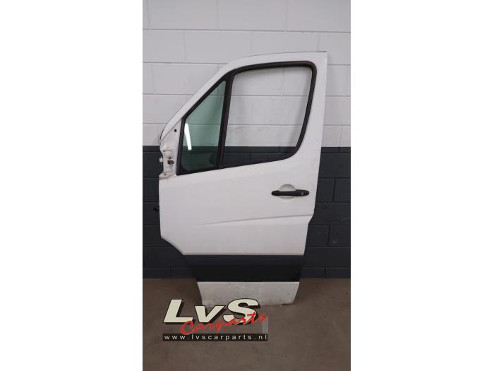 Volkswagen Crafter Door 2-door, left