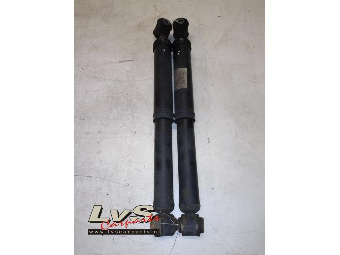 Peugeot 2008 Kit amortisseur