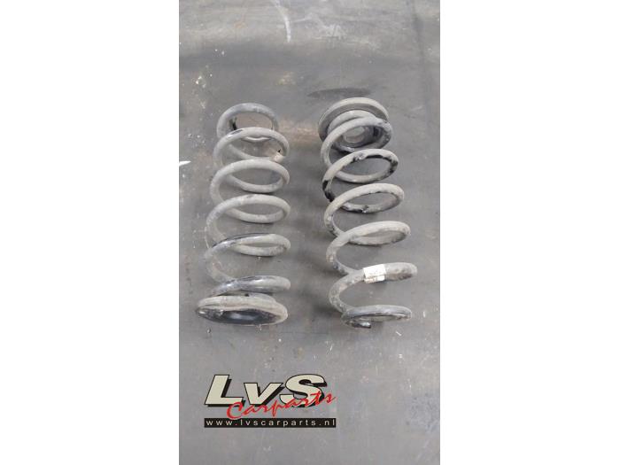 Volkswagen Golf Rear coil spring