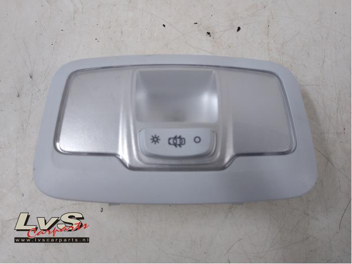 Peugeot 2008 Eclairage intérieur arrière