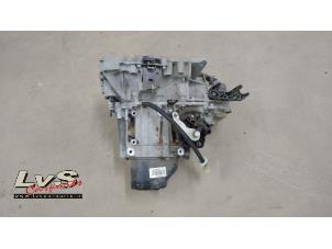 Begagnade Växellåda Renault Clio IV (5R) 1.2 16V GPL Pris € 350,00 Marginaltabell erbjuds av LvS Carparts