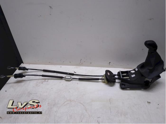 Peugeot 208 Timonerie de changement de vitesse