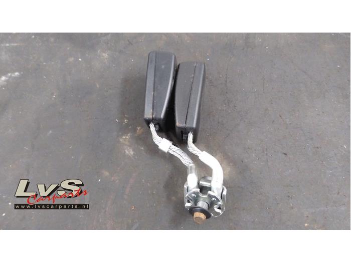 Volkswagen Golf Sicherheitsgurt Schließe Mitte hinten