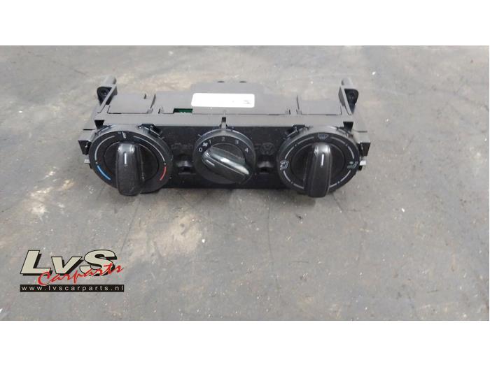 Volkswagen UP Heater control panel