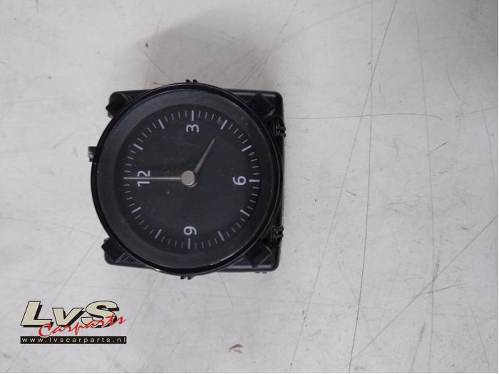 Volkswagen Passat Horlogerie