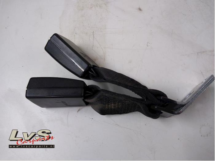 Jaguar XF Insertion ceinture de sécurité arrière gauche