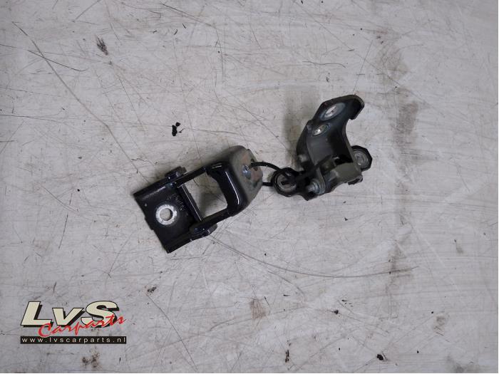 Renault Clio Charnière porte avant gauche