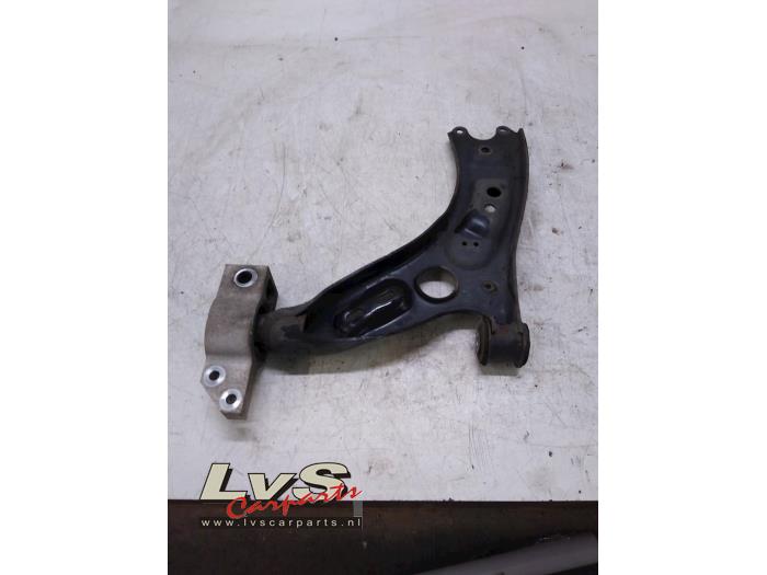 Volkswagen Passat Querlenker unten links vorne