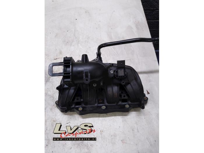 Volkswagen Scirocco Ansaugbrugge