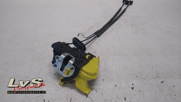 Kia Niro Front door lock mechanism 4-door, right