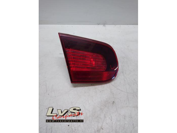 Volkswagen Eos Taillight, left