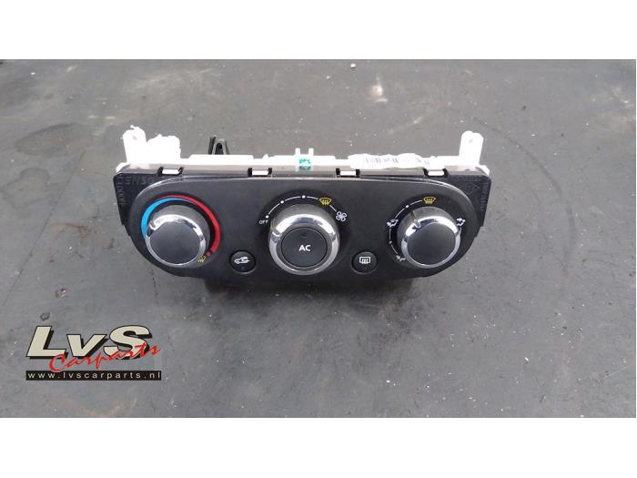 Renault Captur Heater control panel