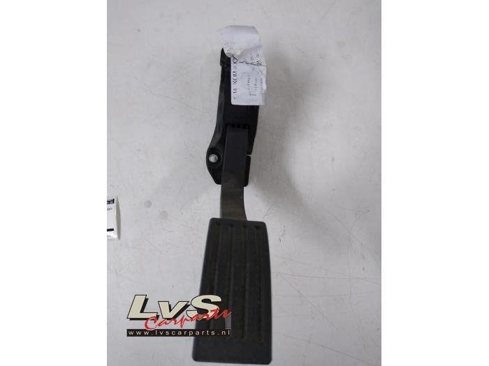Ford Focus Accelerator pedal
