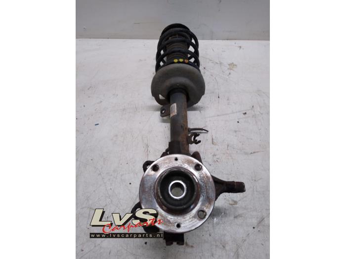 Peugeot 208 Schokdemperpoot links-voor