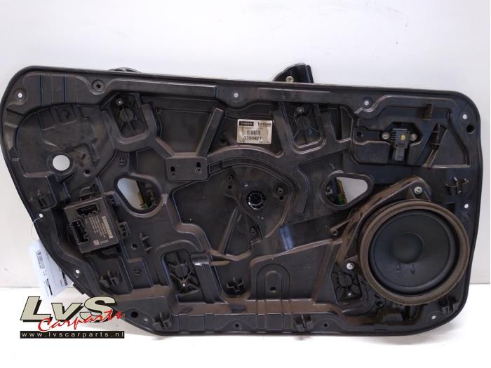 Volvo V40 Ruitmechaniek 4Deurs links-voor