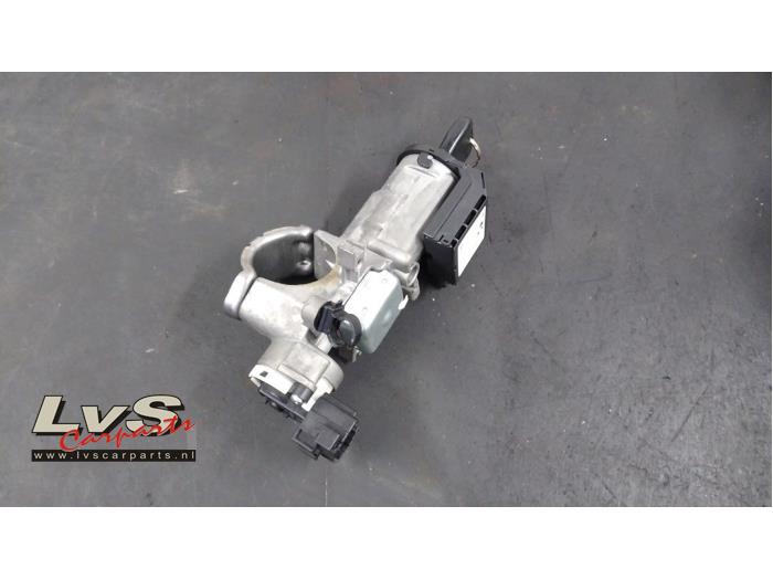 Suzuki Swift Kontaktslot+Sleutel