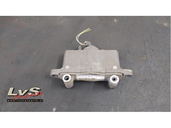 Mercedes E-Klasse Popup System Motorhaube