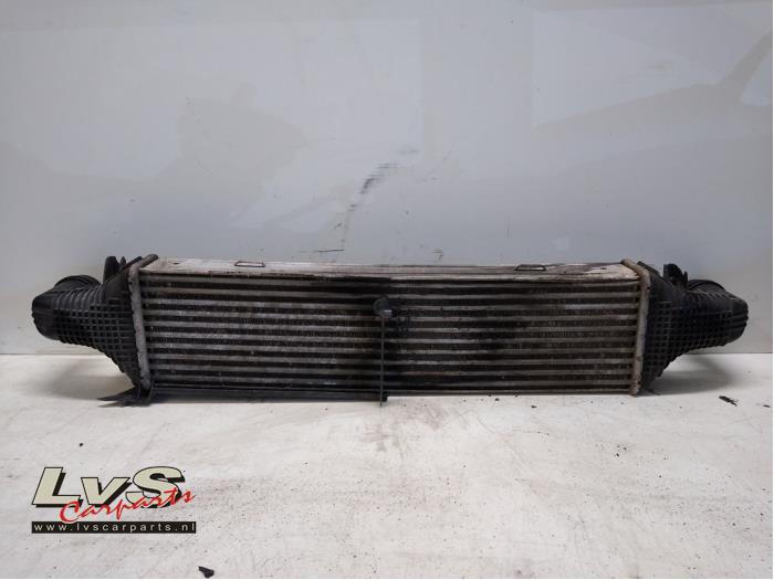 Mercedes E-Klasse Ladeluftkühler