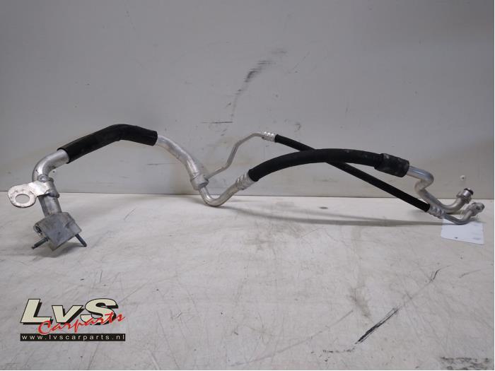 Mercedes E-Klasse Airco Leiding