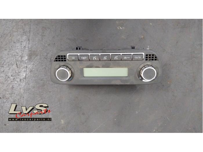 Volkswagen Polo Air conditioning control panel
