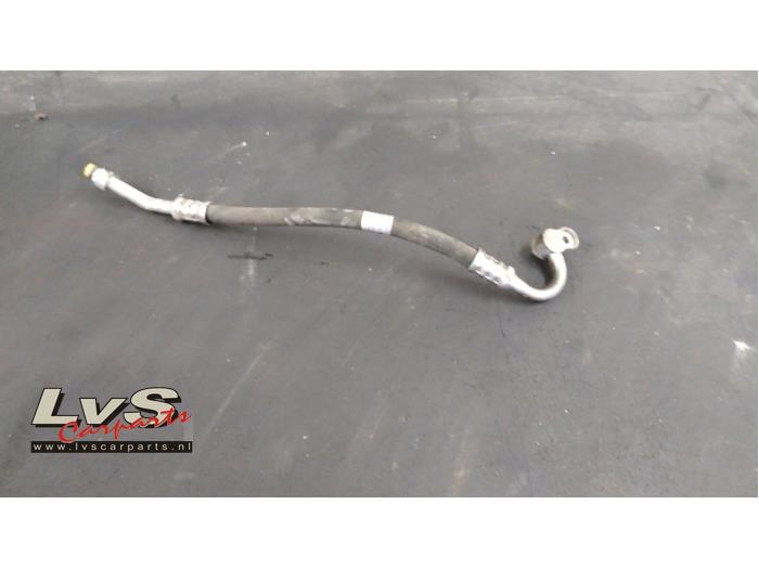 Mercedes E-Klasse Klima Leitung