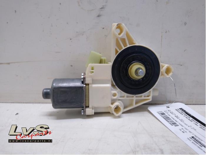 Mercedes E-Klasse Fenstermechanik 4-türig rechts vorne