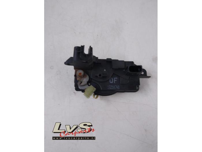 Opel Astra Türschlossmechanik 4-türig links vorne